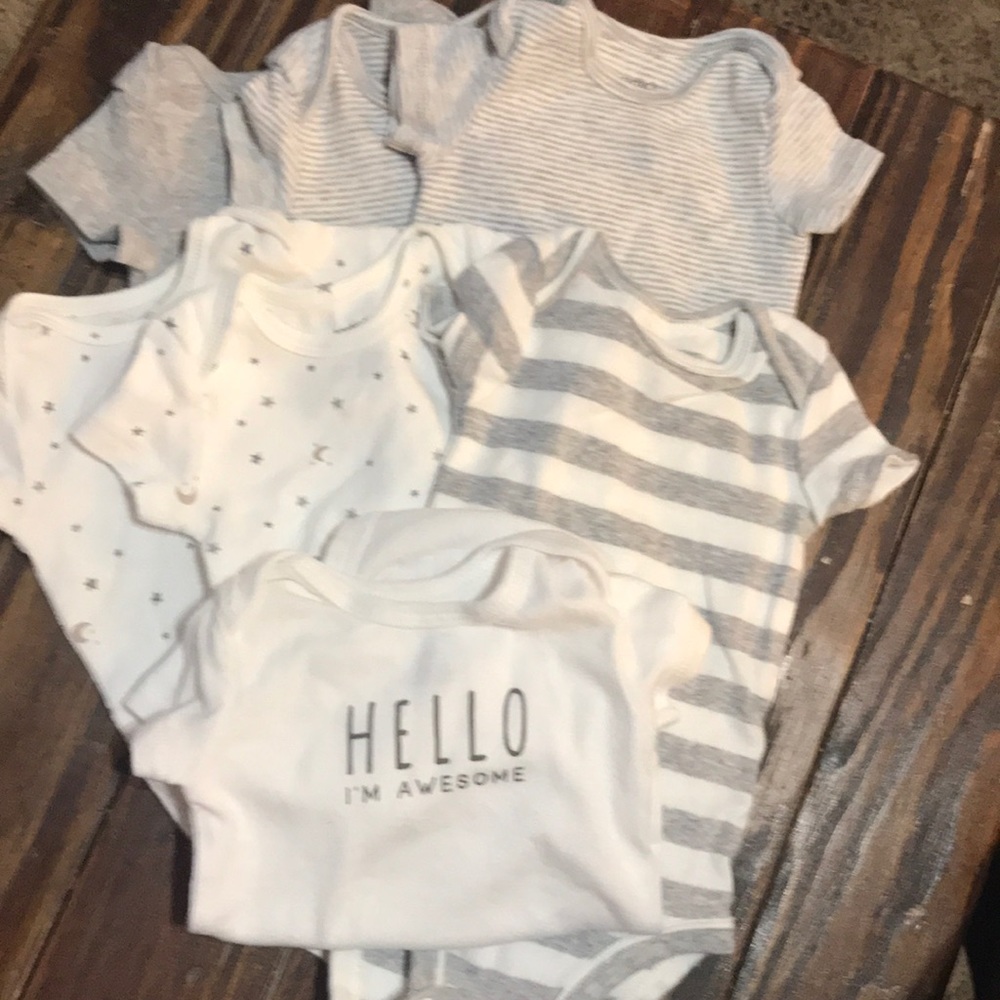 Carters set of 7 onesies.